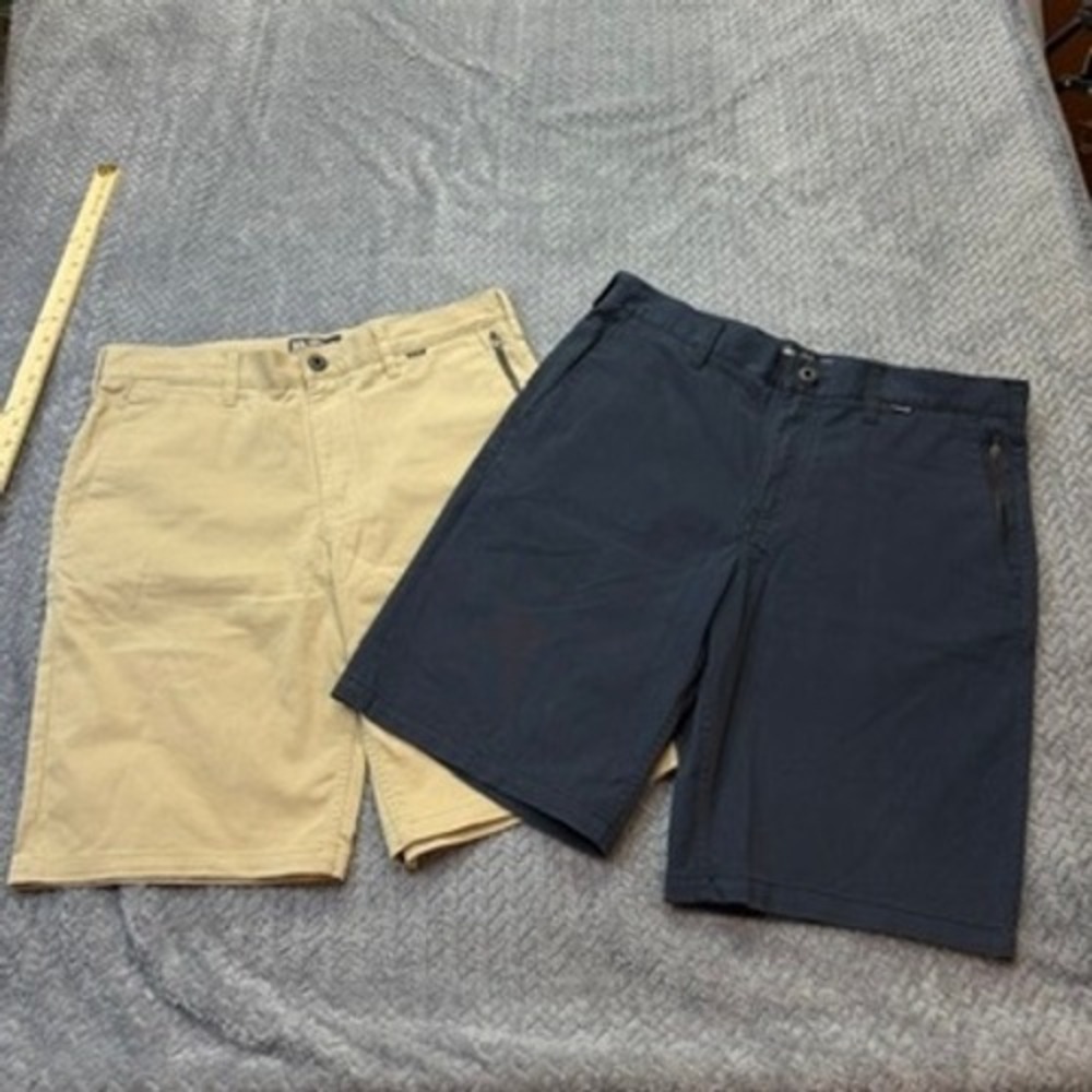 Hurley NIKE Dri-FIT Chino Shorts Mens 32 Lot of 2 Khaki Tan Navy Blue Walkshorts